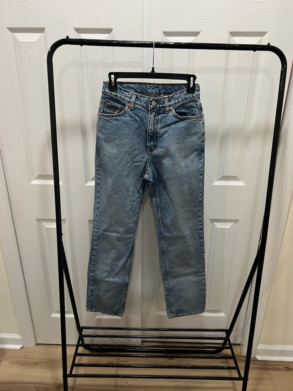 Calvin Klein Women’s Light Blue Straight-Leg Jeans